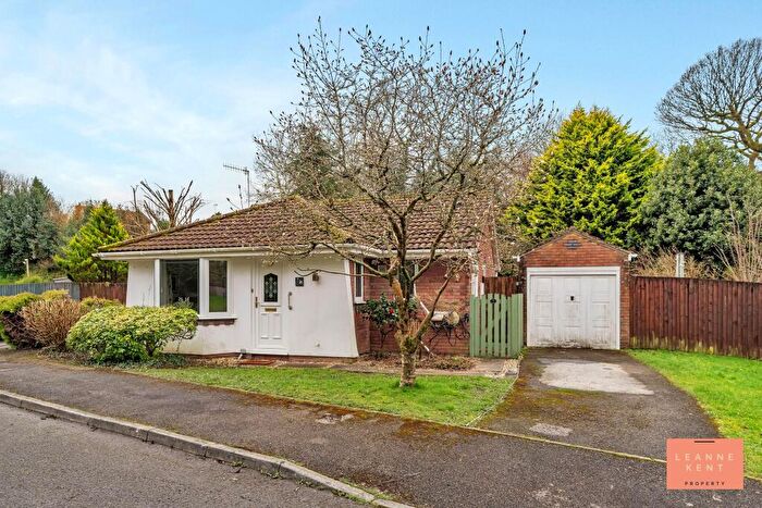2 Bedroom Bungalow For Sale In Rhyd Y Gwern Close, Caerphilly, CF83