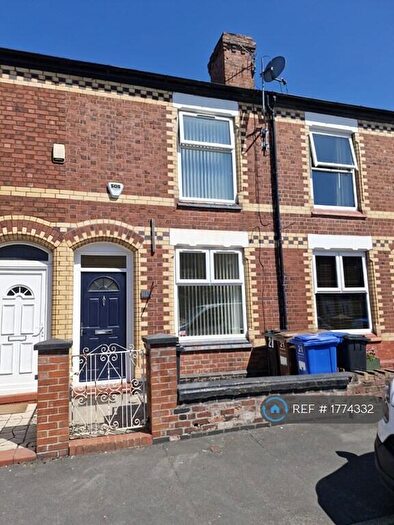 2 Bedroom Terraced House To Rent In Roscoe Street, Stockport, SK3