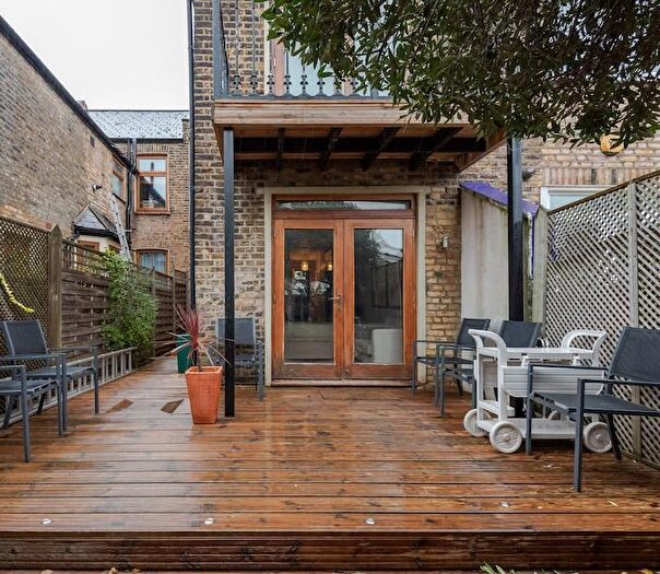 4 Bedroom Terraced House To Rent In Scawen Road, Deptford, London, SE8