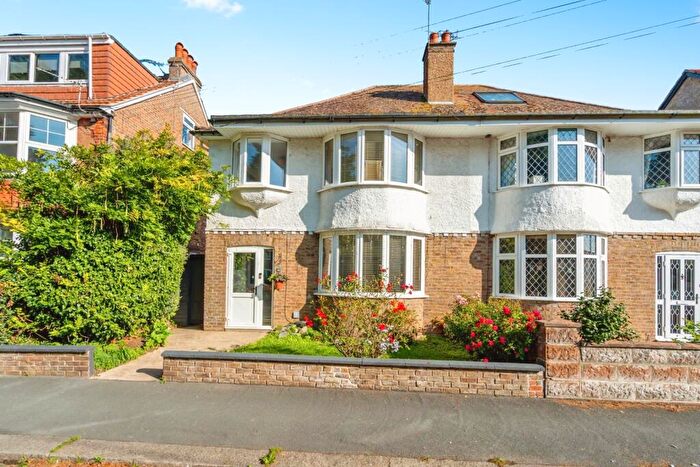 4 Bedroom Semi-Detached House For Sale In Richmond Avenue, Bognor Regis, West Sussex, PO21