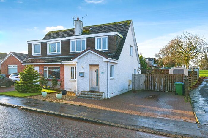 3 Bedroom Semi-Detached House For Sale In Abbotsford Crescent, Strathaven, South Lanarkshire, ML10
