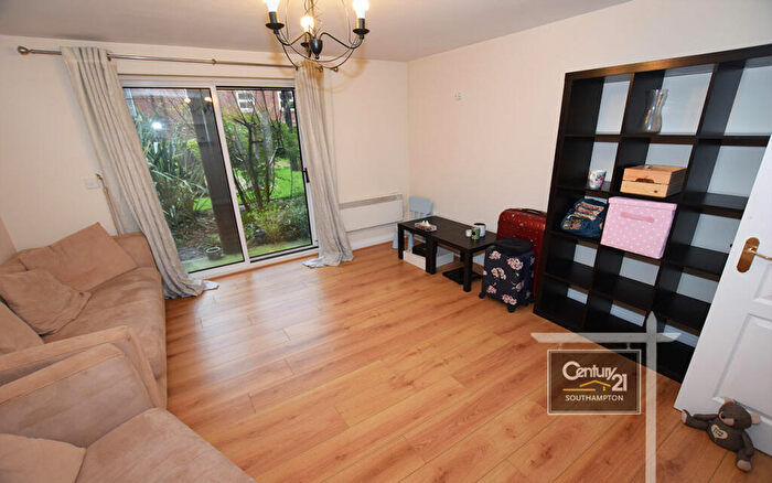 2 Bedroom Apartment To Rent In |Ref: |, Guild House, Briton Street, Southampton, SO14