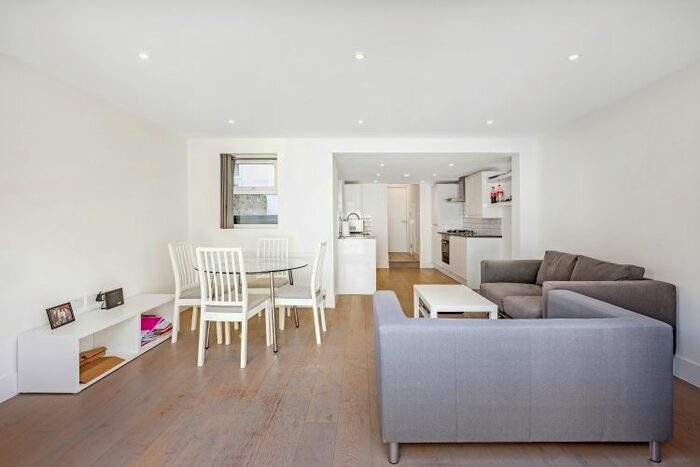 2 Bedroom Flat To Rent In Bramber Road, London, W14