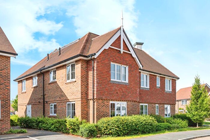 2 Bedroom Flat For Sale In Sycamore Road, Cranleigh, GU6