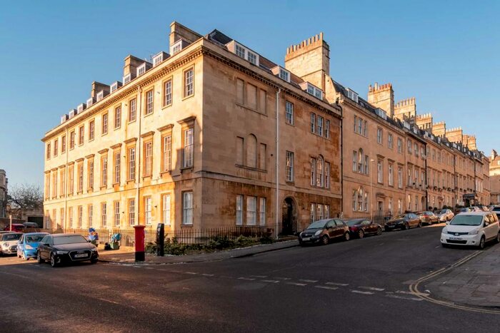 2 Bedroom Maisonette To Rent In Bennett Street, Bath, BA1
