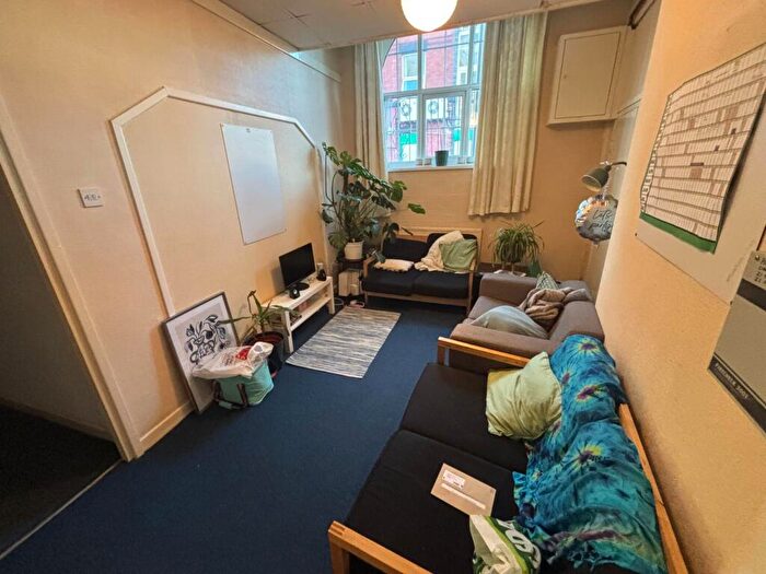 2 Bedroom House To Rent In - Lawrence Road, Liverpool, L15