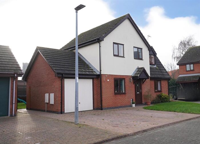 3 Bedroom Detached House For Sale In Drewton Court, Howden, Goole, DN14