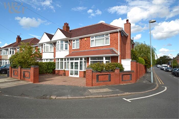 5 Bedroom Semi-Detached House For Sale In Elizabeth Road, Sutton Coldfield, B73