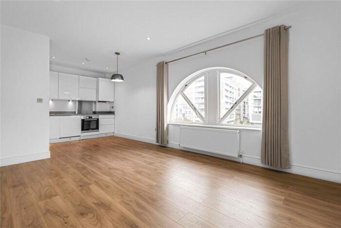 2 Bedroom Flat To Rent In Greenwich Quay, Deptford, SE8