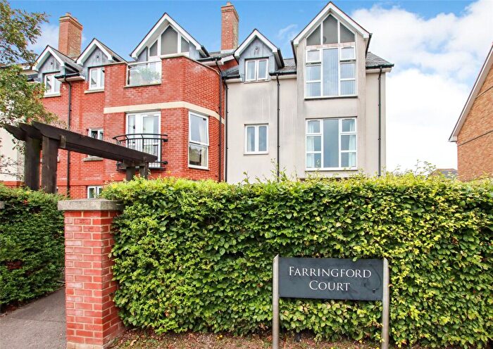 1 Bedroom Apartment For Sale In Avenue Road, Lymington, Hampshire, SO41