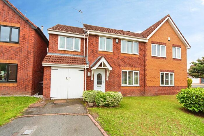 4 Bedroom Semi Detached House For Sale In Alt Side Court, Fazakerley, Liverpool, L10