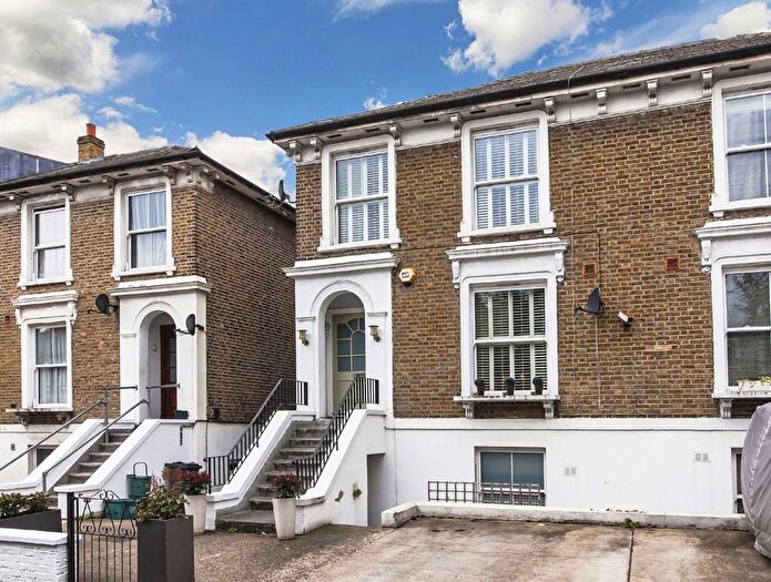 4 Bedroom Property To Rent In Cambridge Road North, London, W4