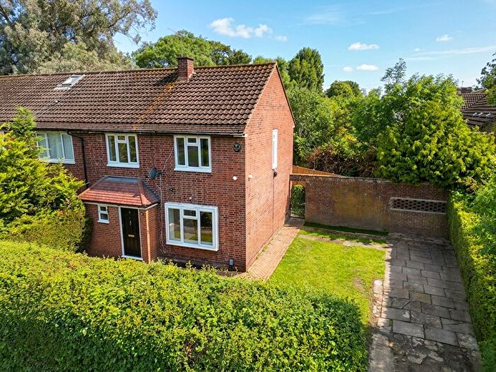 3 Bedroom Semi-detached House To Rent In The Roundway, Claygate, KT10