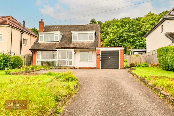 3 Bedroom Detached House For Sale In Watling Street, Hints, Tamworth, B78