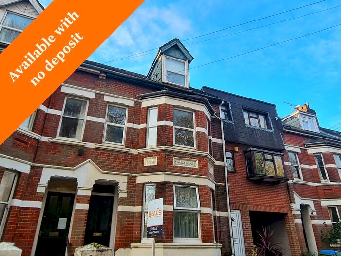 3 Bedroom Terraced House To Rent In Silverdale Road, Southampton, SO15