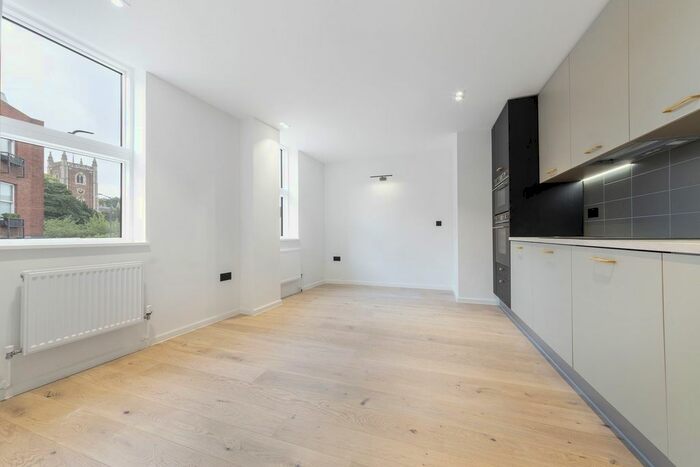 1 Bedroom Flat To Rent In Summerson House, 1A Catherine Street, St Albans, St. Albans AL3