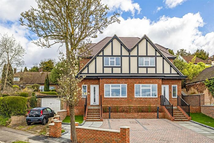 3 Bedroom Semi Detached House To Rent In Petersfield Crescent, Coulsdon, CR5