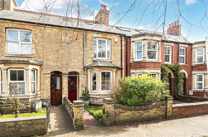 4 Bedroom Terraced House For Sale In Wellingborough Road, Olney, Buckinghamshire, MK46