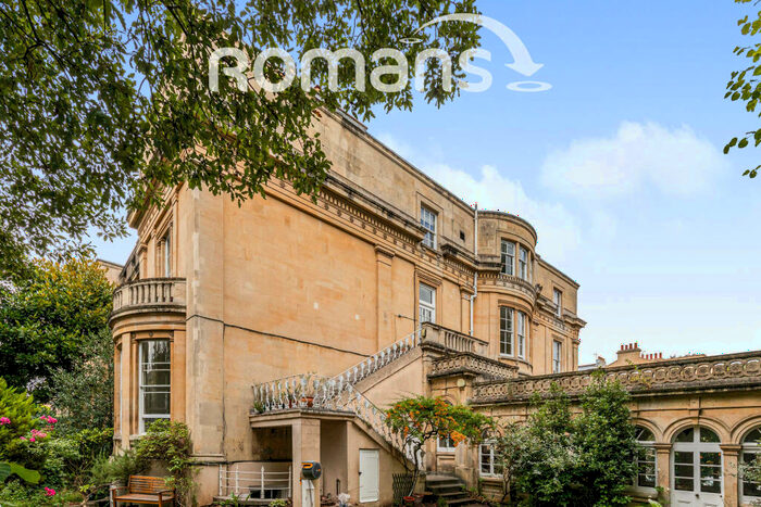 3 Bedroom Apartment To Rent In Clifton Park, BS8