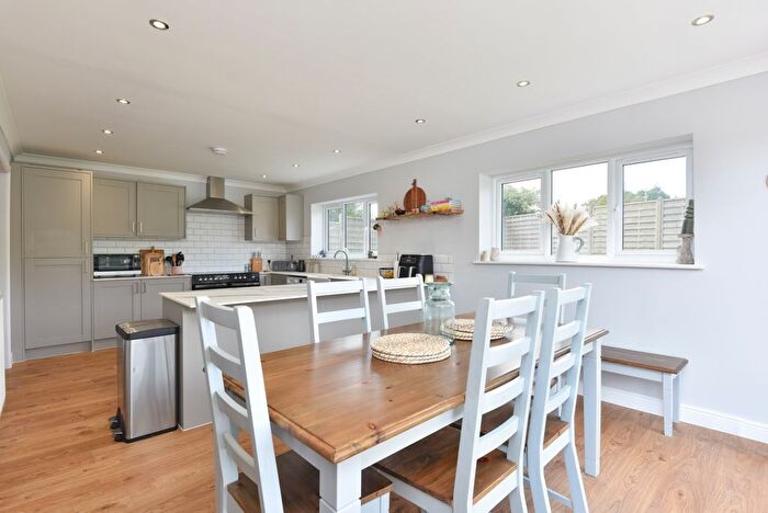 3 Bedroom Detached Bungalow For Sale In Kirkwood Avenue, Woodchurch, TN26