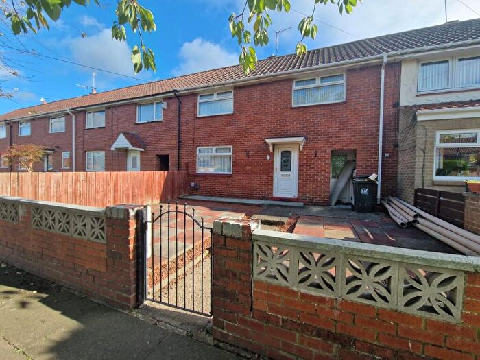 3 Bedroom House For Sale In Knowle Place, Longbenton, NE12
