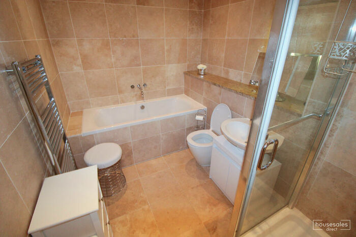 2 Bedroom Apartment For Sale In The Anchorage, Deganwy, LL31