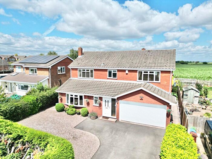 4 Bedroom Detached House For Sale In Dickys Lane, Woodseaves, ST20