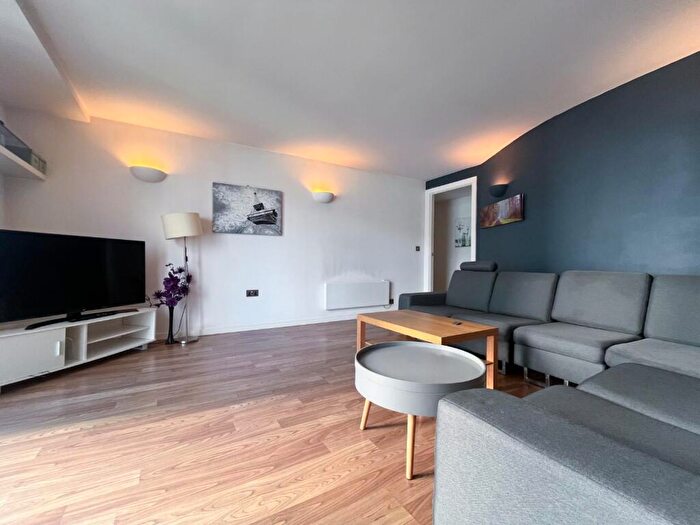 2 Bedroom Flat To Rent In Central Quarter, West Point, Leeds, LS1