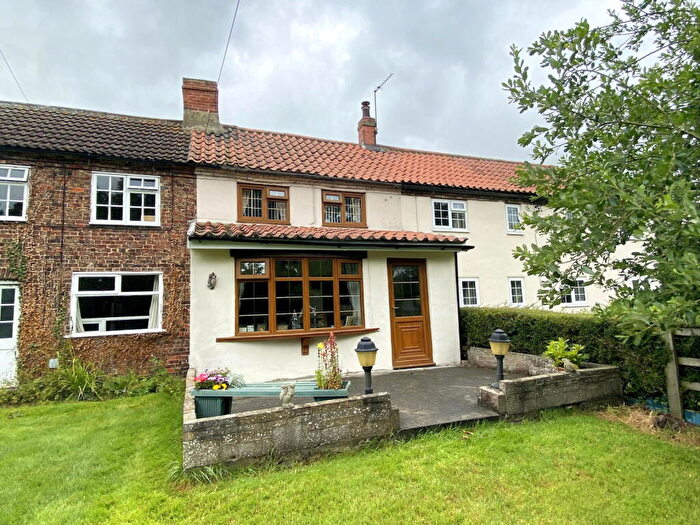 2 Bedroom Cottage For Sale In Deighton, Northallerton, DL6