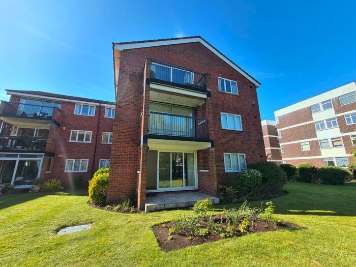 3 Bedroom Ground Flat To Rent In Argyle Road, Southport, Merseyside, PR9