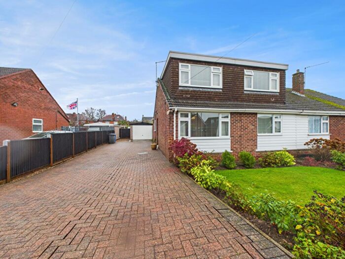 3 Bedroom Semi-Detached Bungalow For Sale In Hope Avenue, Mickleover, DE3