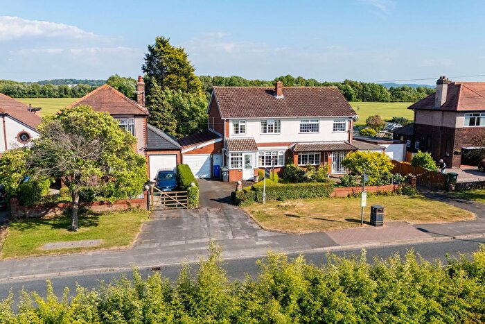 3 Bedroom Semi Detached House For Sale In Halegate Road, Widnes, WA8