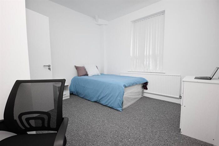 1 Bedroom House To Rent In Fir Street, Burnley, BB10
