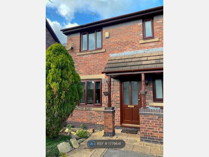 3 Bedroom End Of Terrace House To Rent In Alum Court, Holmes Chapel, Crewe, CW4