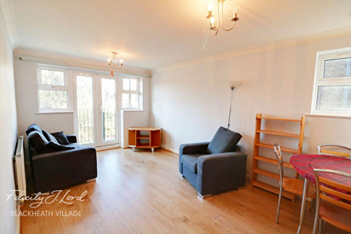 2 Bedroom Flat For Sale In Waterside Court, London, SE13