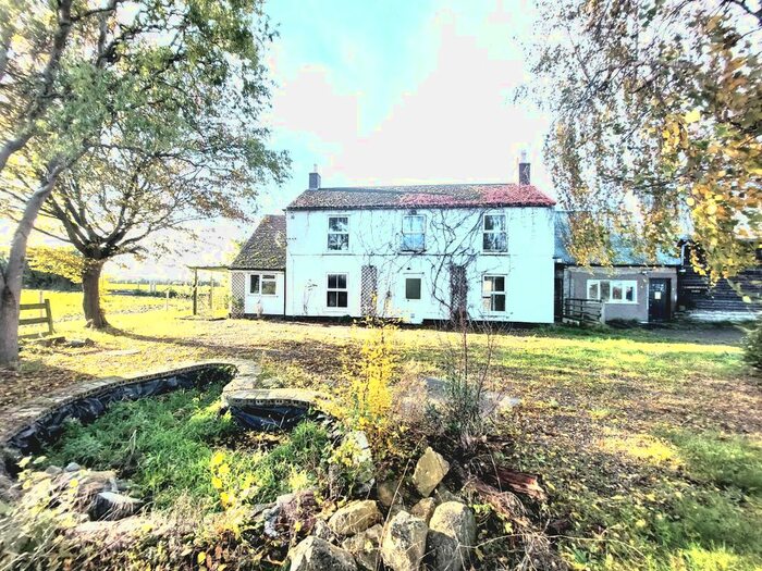 3 Bedroom Farmhouse To Rent In Weston Road, Evesham, WR11