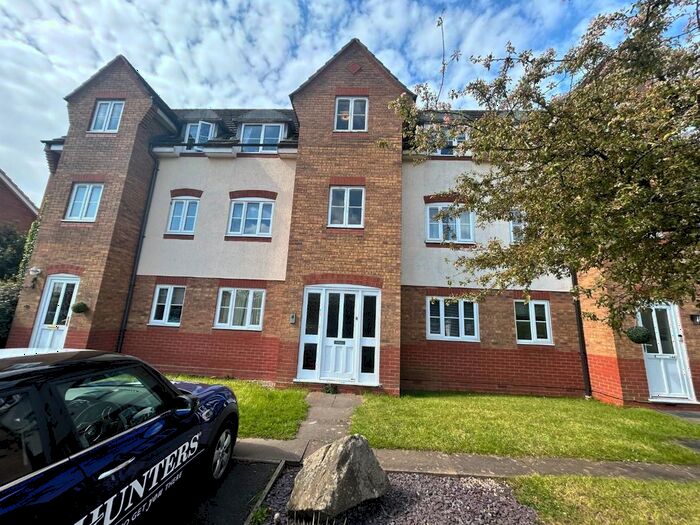 2 Bedroom Flat To Rent In Winster Avenue, Dorridge, Solihull, B93