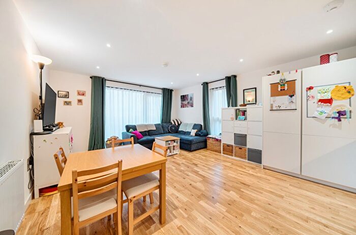 2 Bedroom Flat For Sale In Newell House, Samara Drive, Southall, UB1