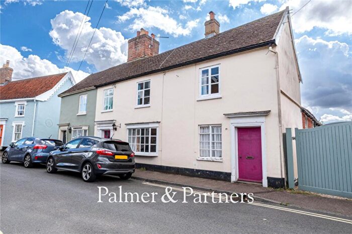 2 Bedroom Semi Detached House For Sale In Double Street, Framlingham, Suffolk, IP13