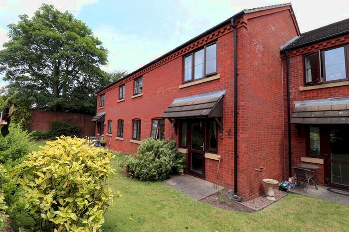 2 Bedroom Property To Rent In Mercian Court, Market Drayton, TF9