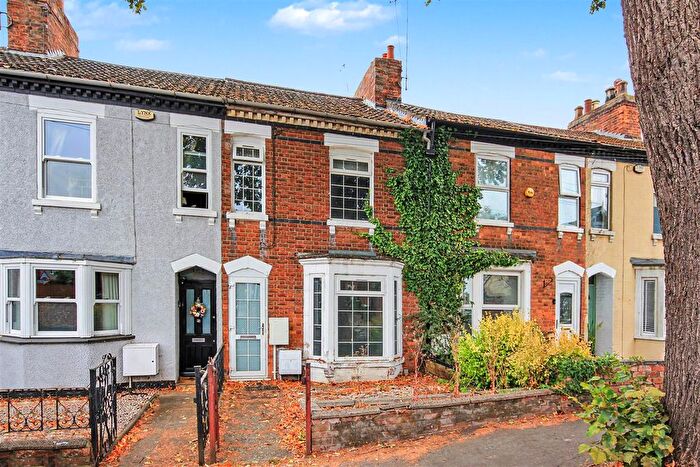 4 Bedroom Town House For Sale In Midland Road, Wellingborough, NN8