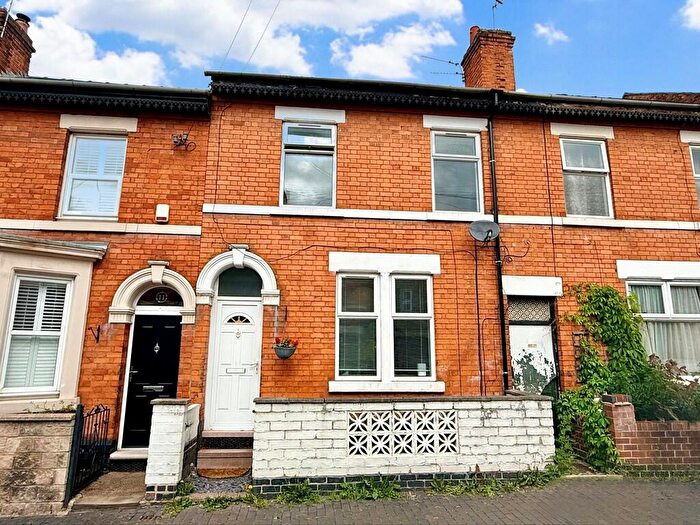 4 Bedroom Terraced House For Sale In West Avenue, Derby, DE1