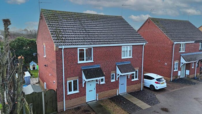 2 Bedroom Semi-Detached House For Sale In Lowestoft, NR32