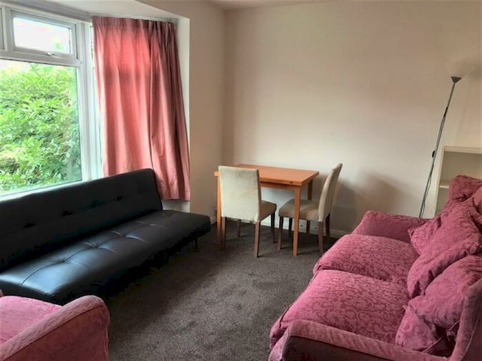 4 Bedroom Semi-Detached House To Rent In Rymers Lane, Oxford, OX4