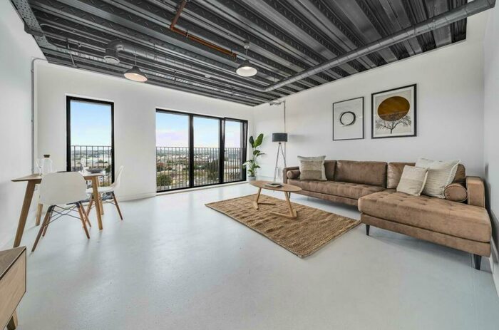 1 Bedroom Apartment To Rent In Aire Lofts, Climate Innovation District, LS9