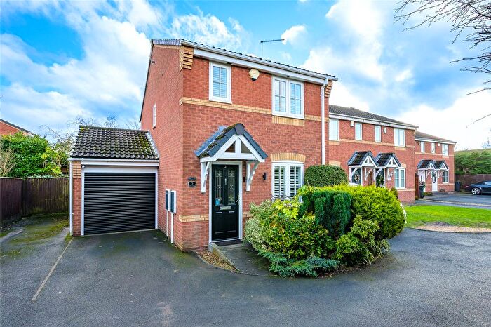 3 Bedroom Detached House For Sale In Eden Court, Brinsford, Wolverhampton, Staffordshire, WV10