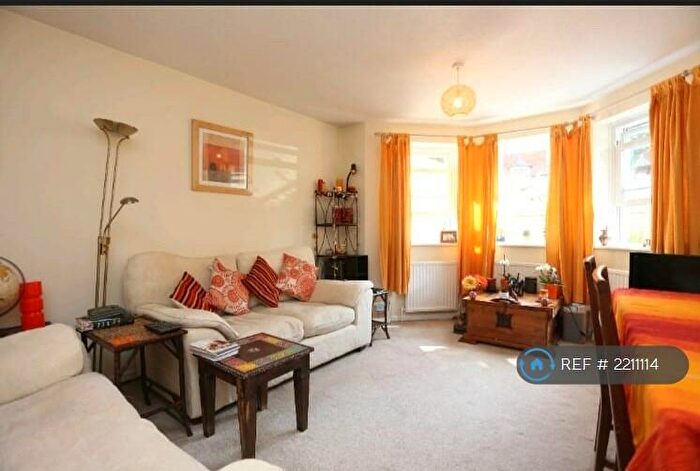 1 Bedroom Flat To Rent In Fourth Avenue, Hove, BN3