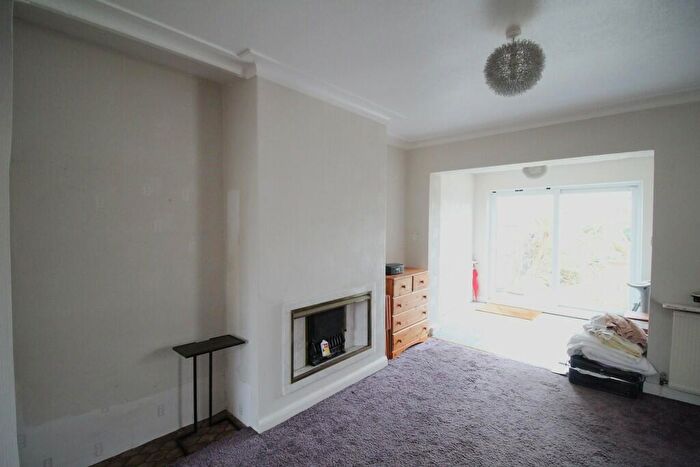 2 Bedroom Semi-Detached House For Sale In Sawley Avenue, FY4