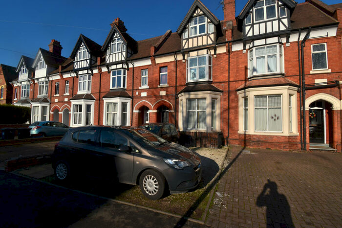 9 Bedroom Terraced House To Rent In Radford Road, Leamington Spa, Warwickshire, CV31