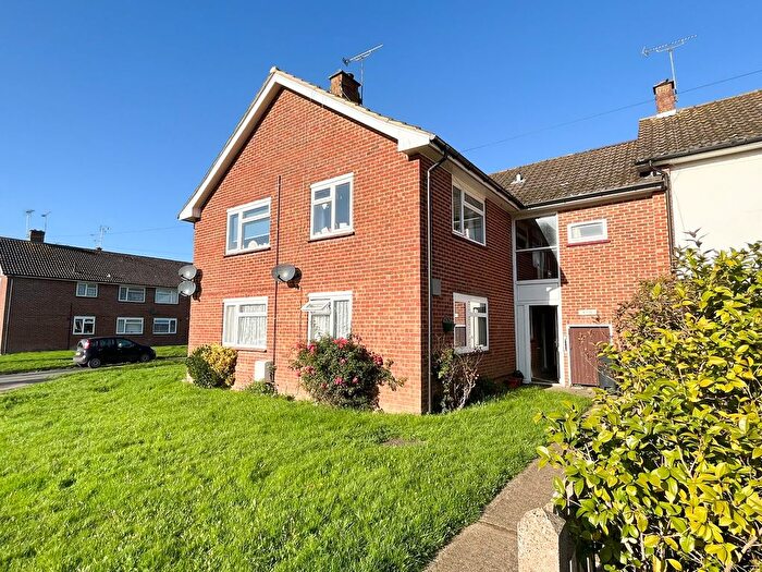 2 Bedroom Flat For Sale In Marley Gardens, Battle, TN33
